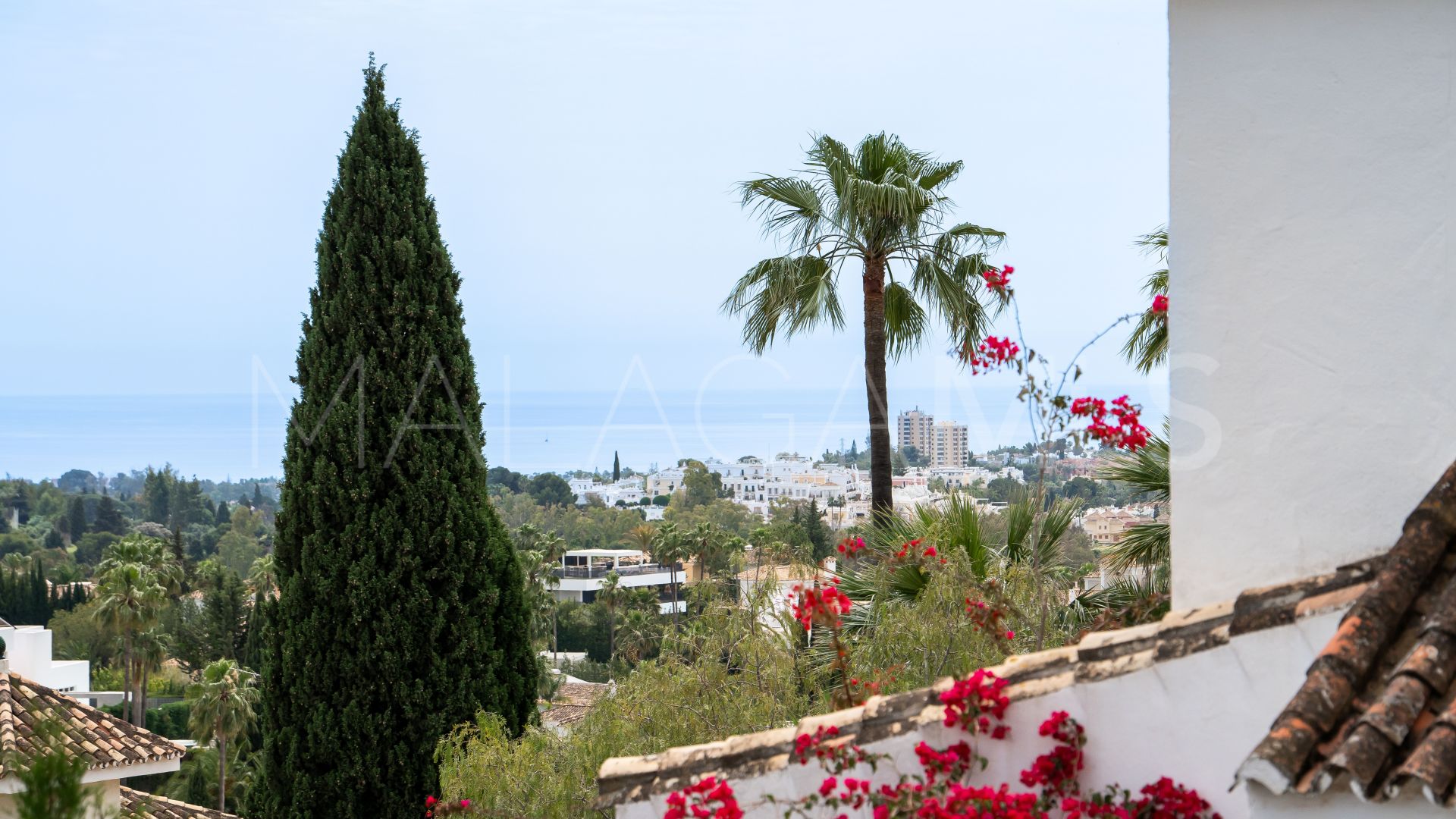Maison for sale in Los Naranjos Hill Club