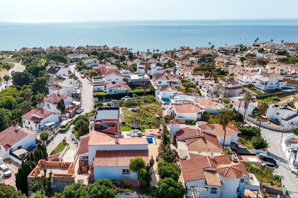 Villa for sale in El Faro