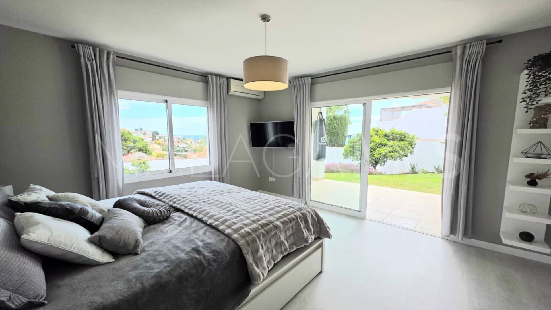 Hus i byn for sale in Torreblanca