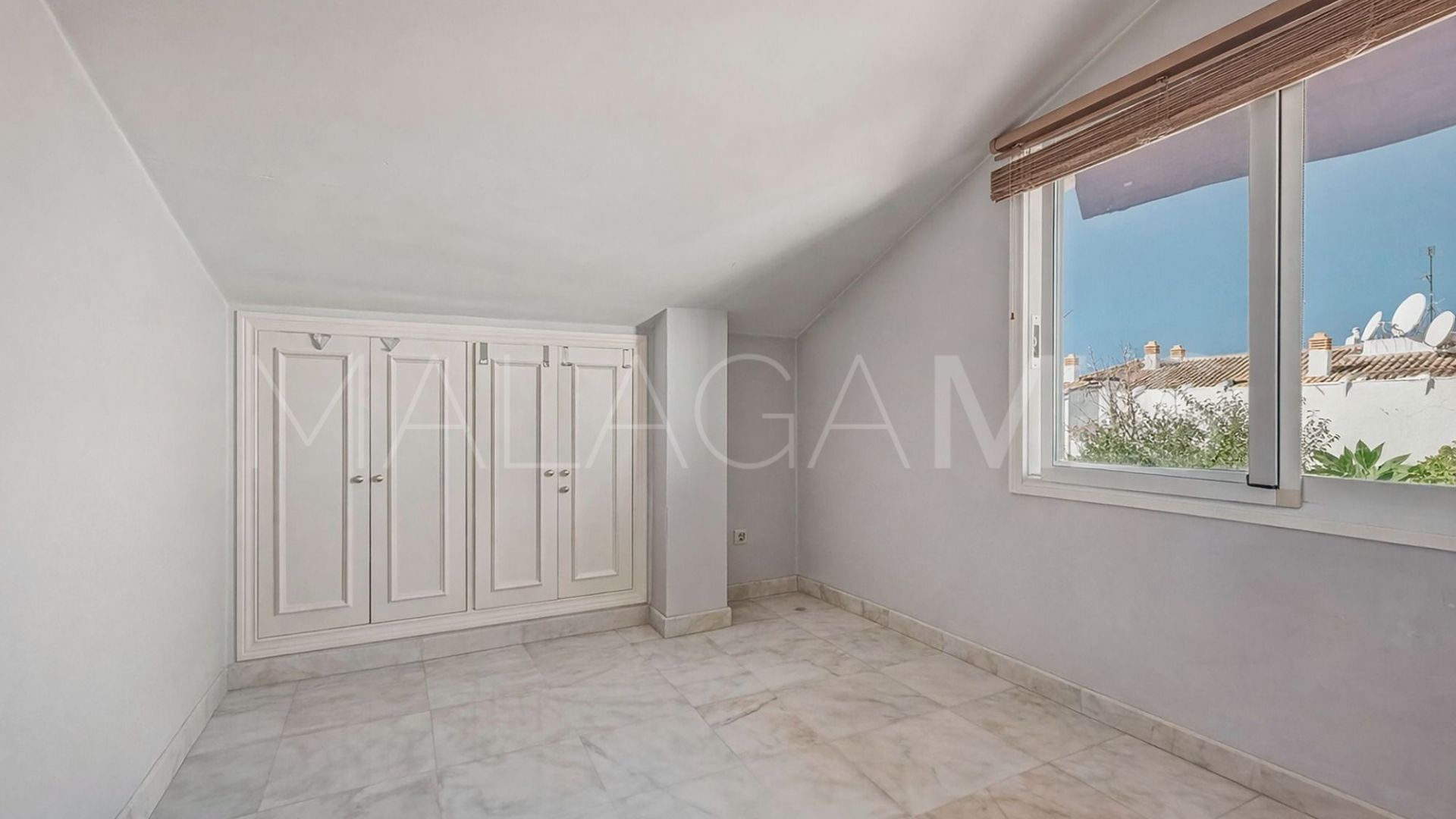 Duplex penthouse for sale in Marbella City