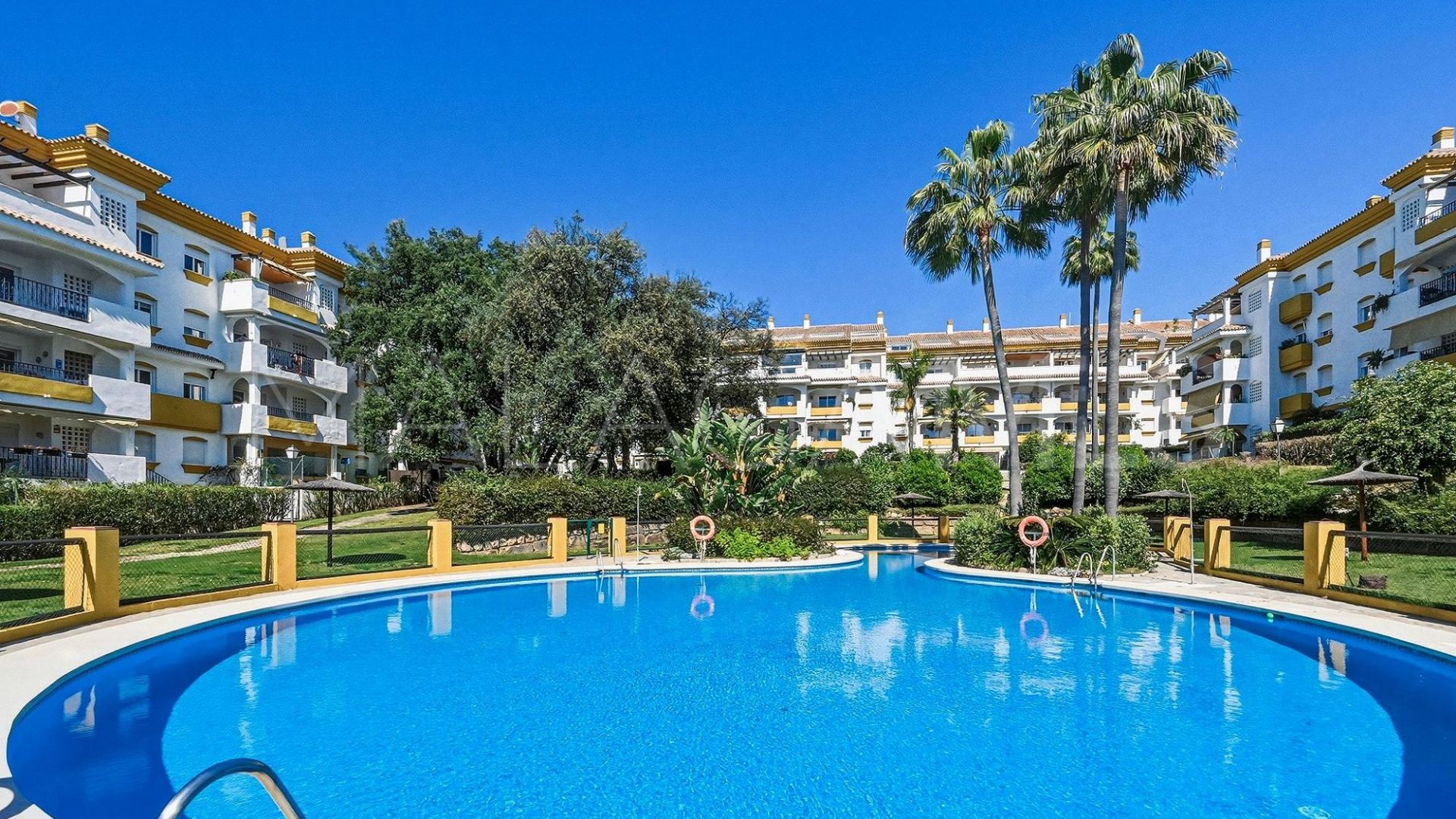 Duplex penthouse for sale in Marbella City