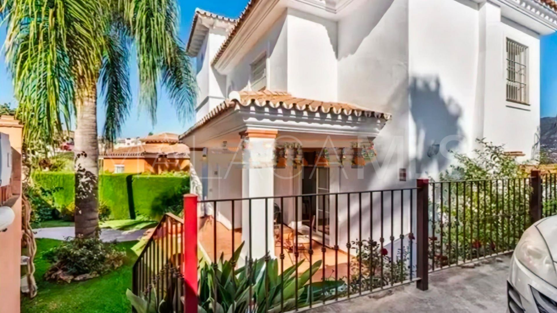 Hus i byn for sale in Cerrado del Aguila