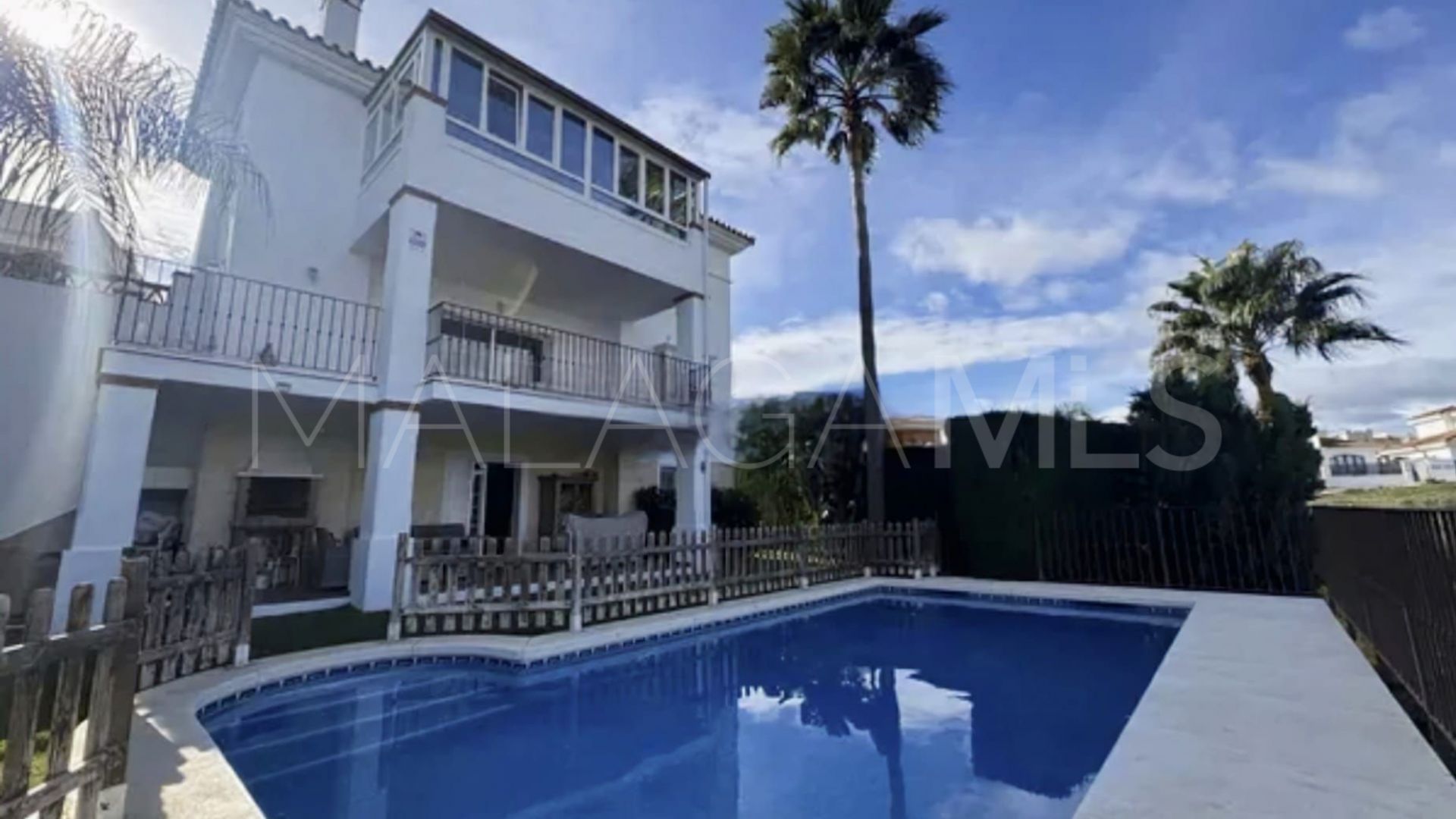 Hus i byn for sale in Cerrado del Aguila