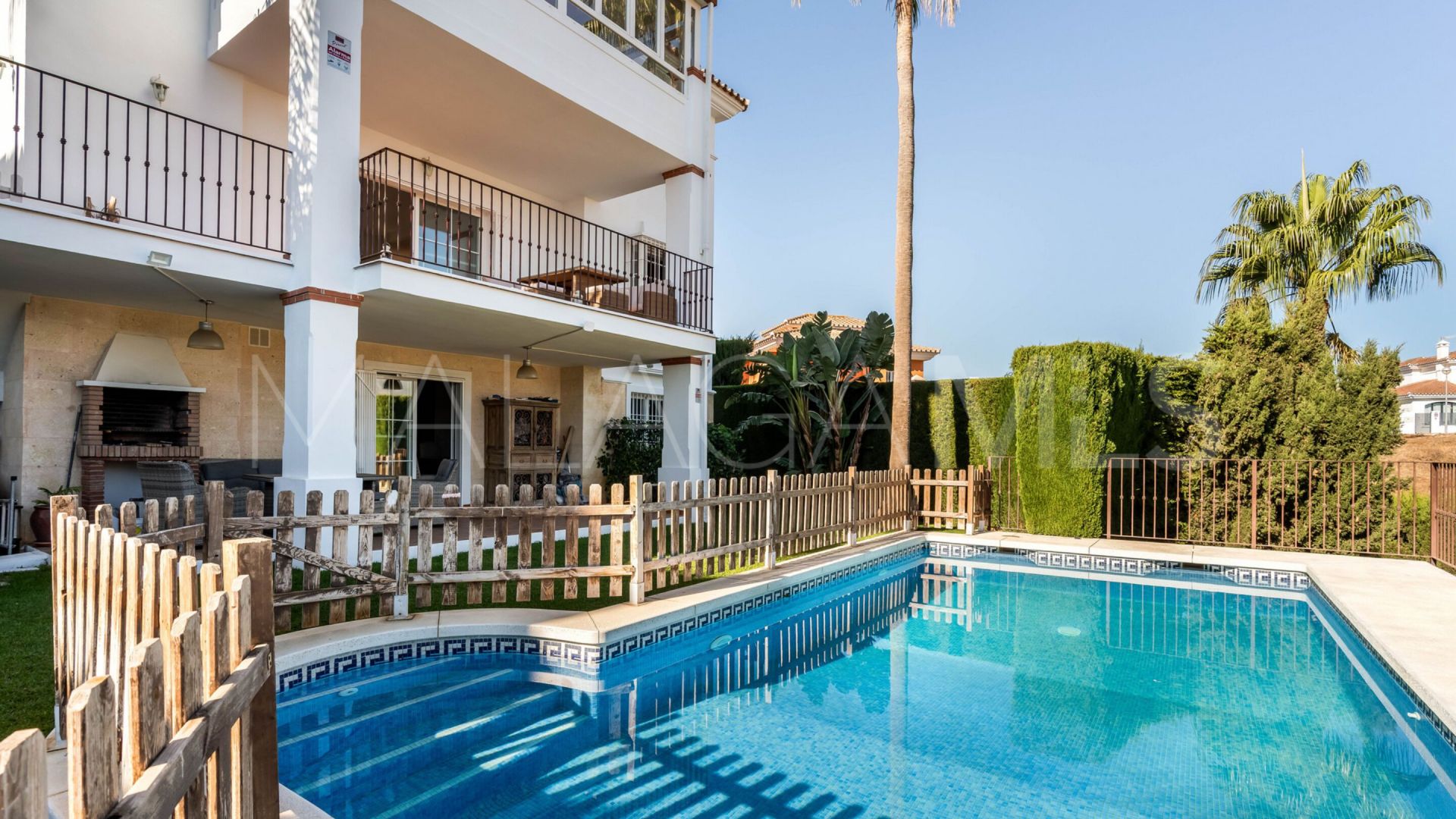 Hus i byn for sale in Cerrado del Aguila