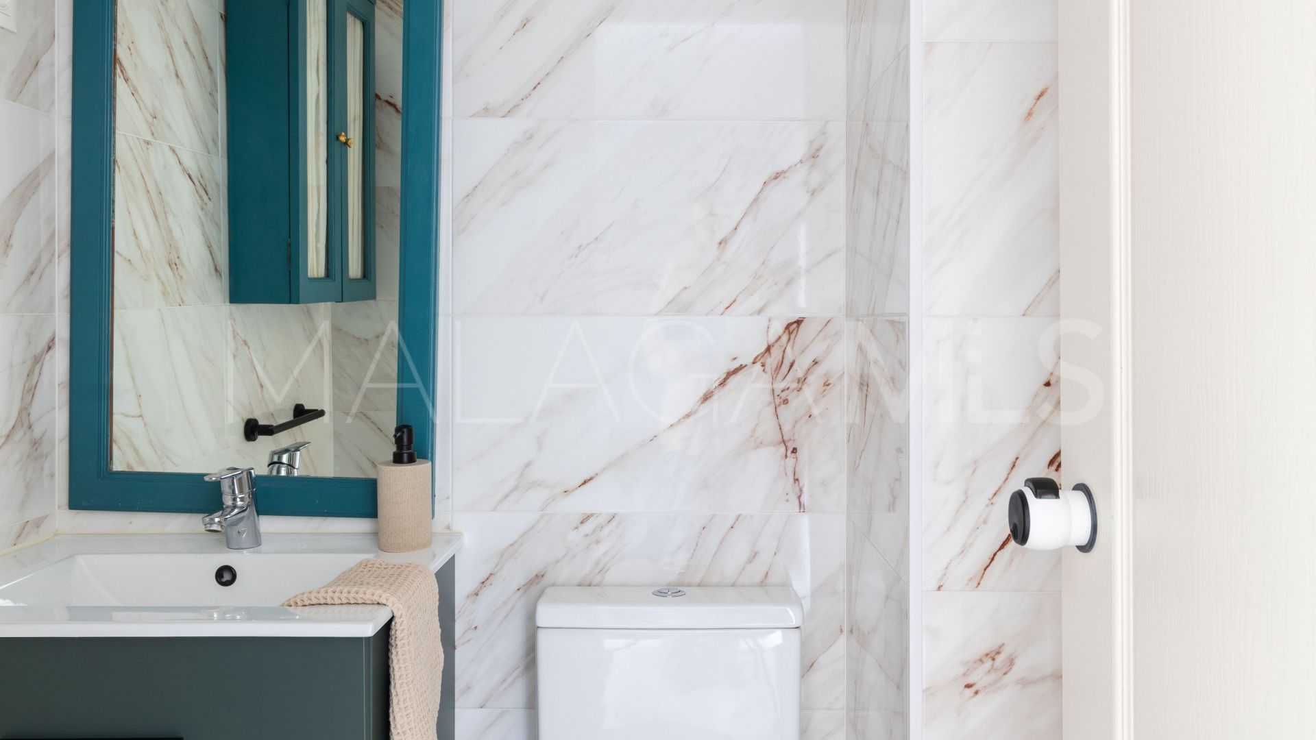 Tvåvånings takvåning for sale in Las Lagunas