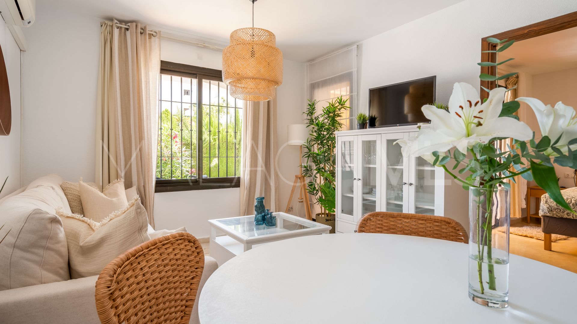 Erdgeschosswohnung for sale in Benalmadena