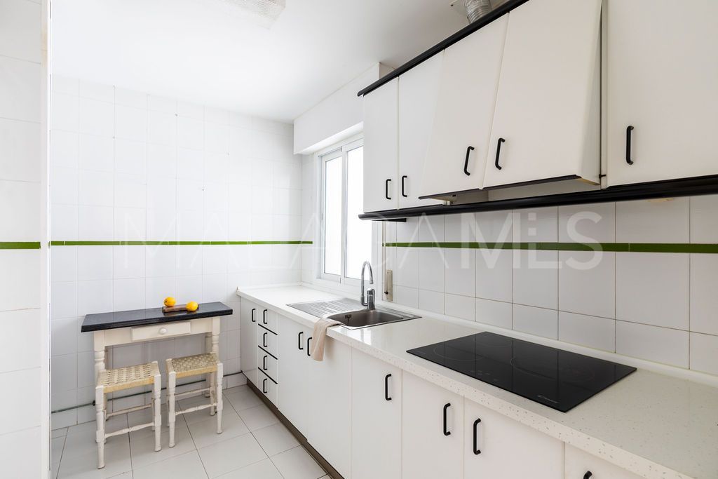 Lägenhet for sale in Fuengirola Puerto