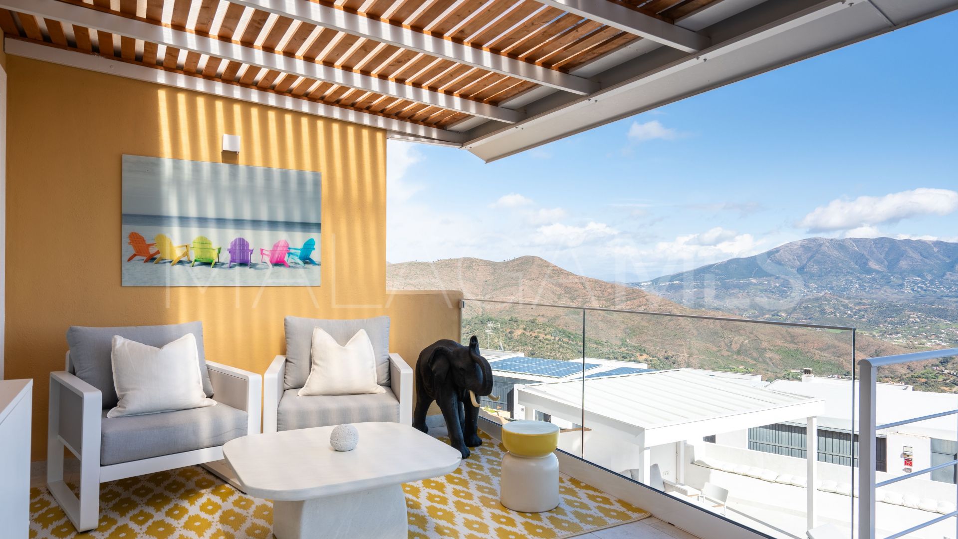 Parhus for sale in La Mairena