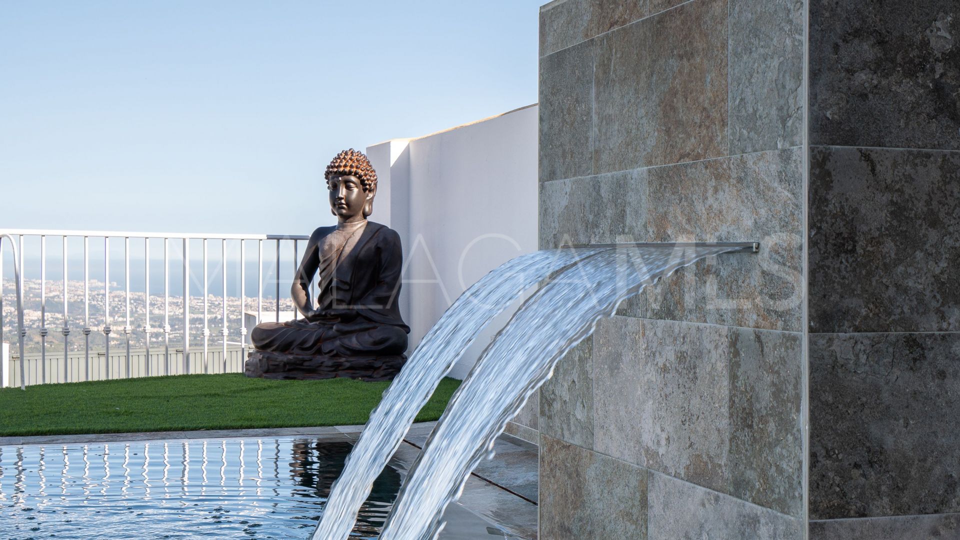 Parhus for sale in La Mairena