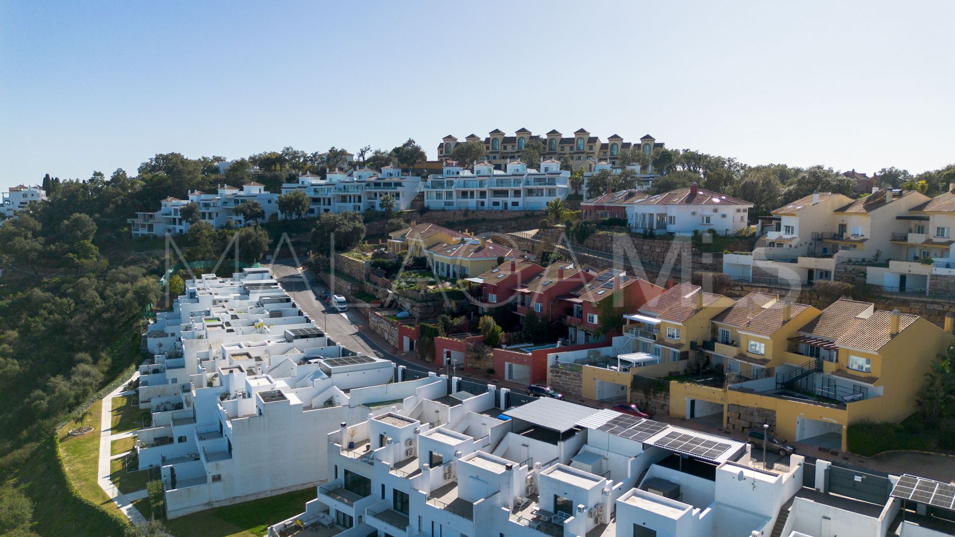 For sale semi detached house in La Mairena with 4 bedrooms