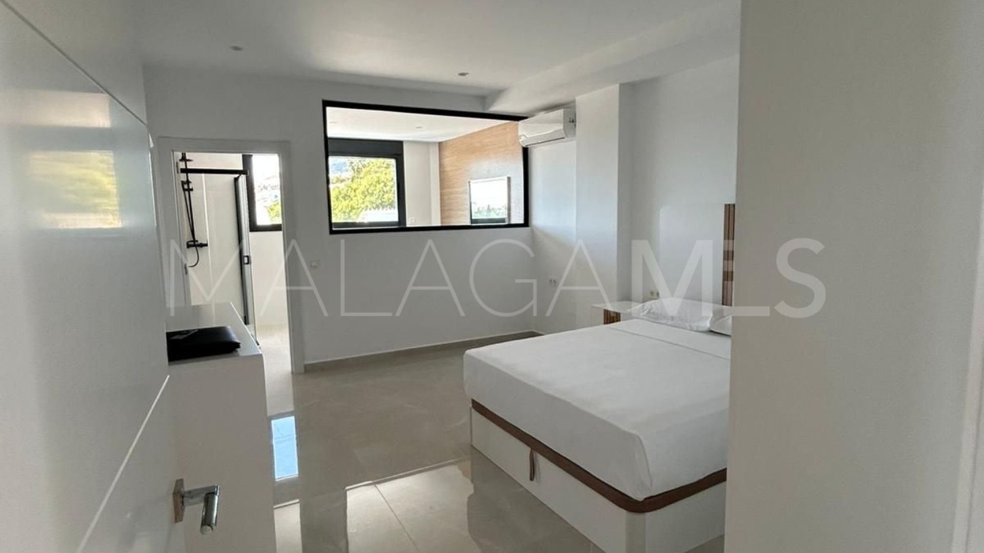 Villa for sale in Benalmadena Costa