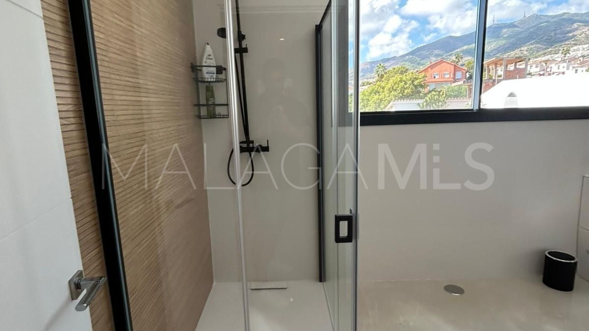 Villa for sale in Benalmadena Costa