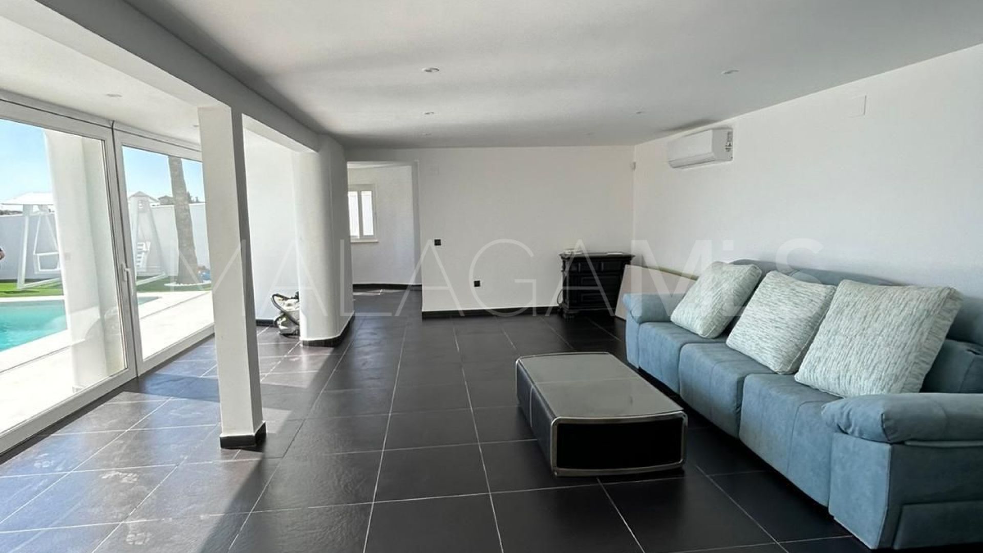 Villa for sale in Benalmadena Costa