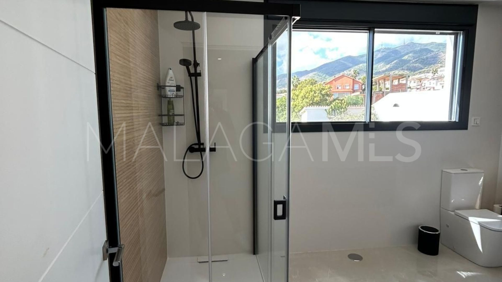 Villa for sale in Benalmadena Costa