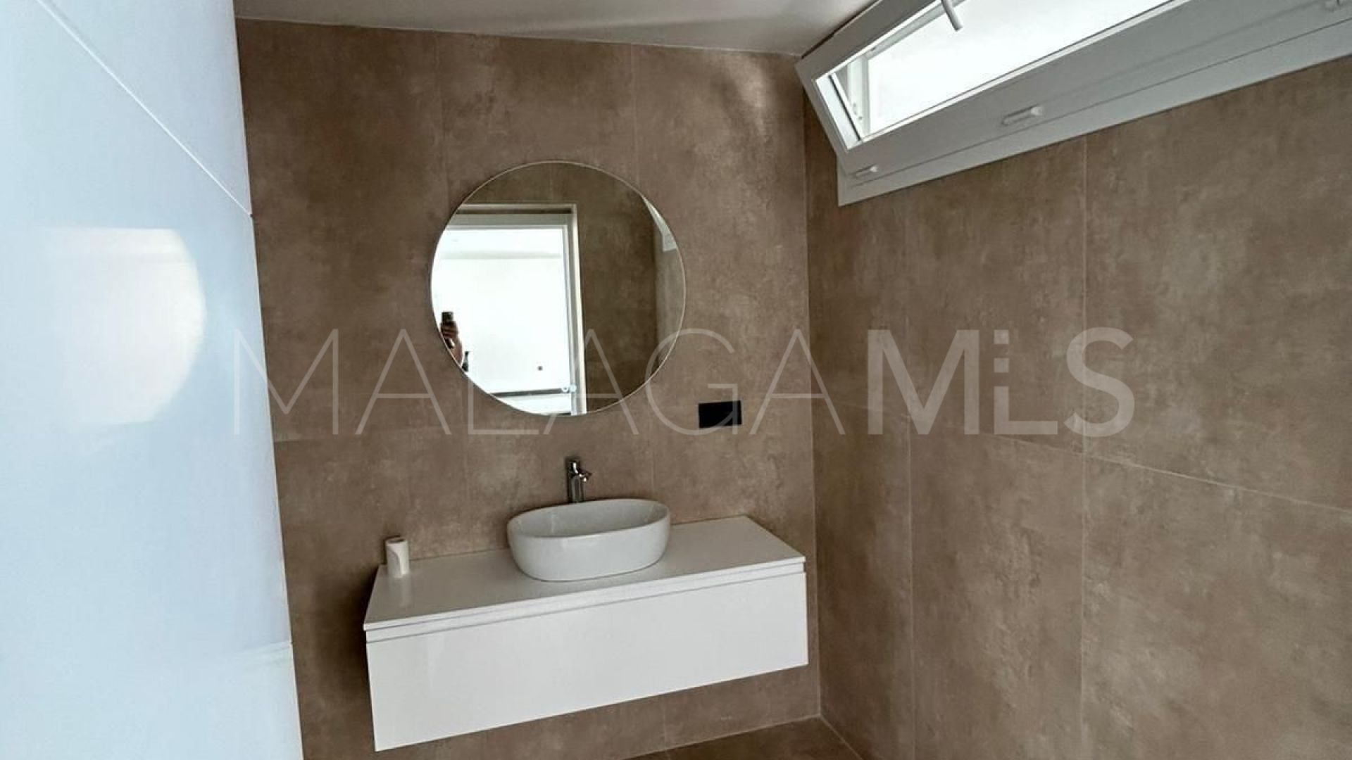 Villa for sale in Benalmadena Costa