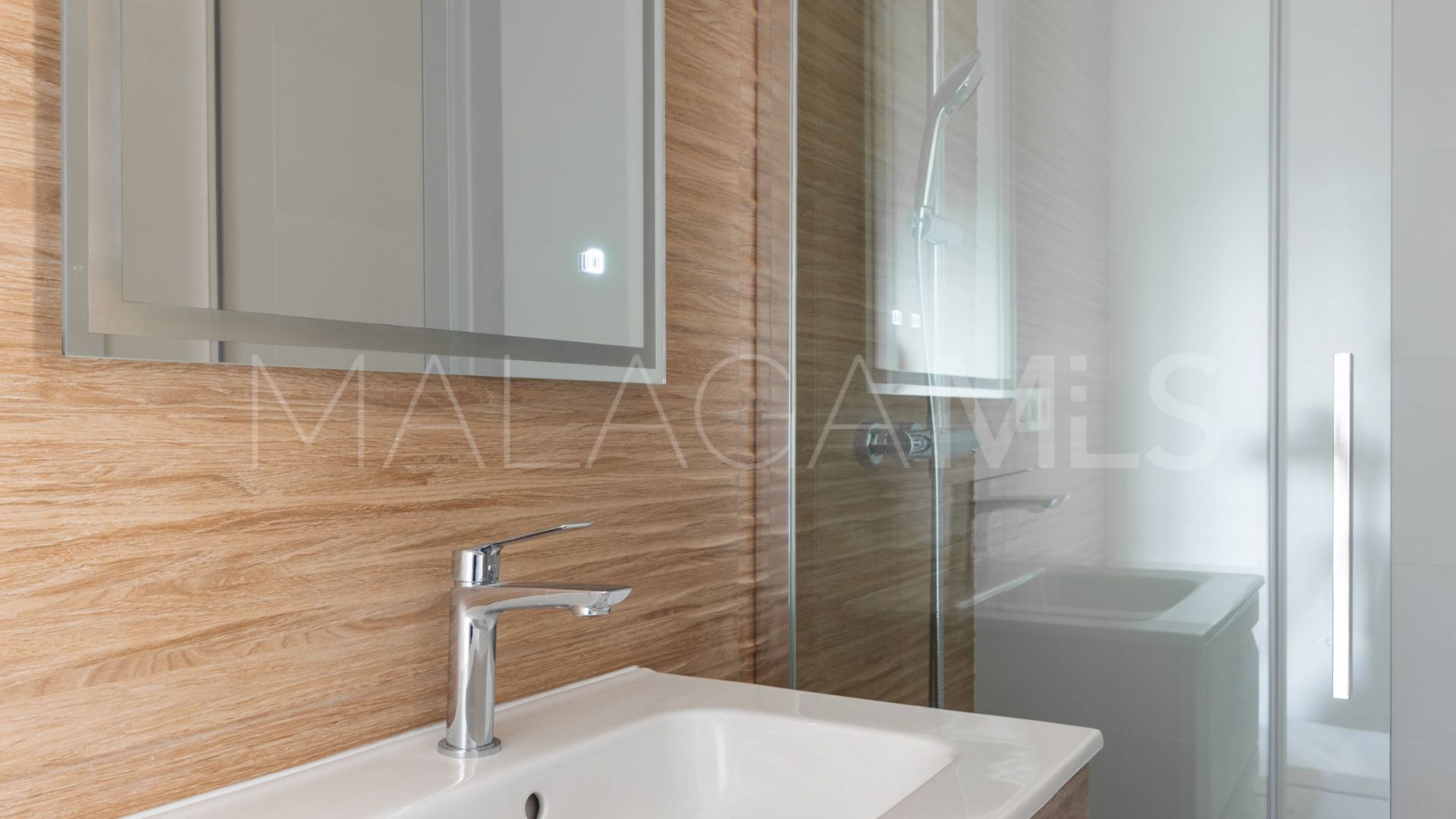 Maison de ville for sale in Malaga