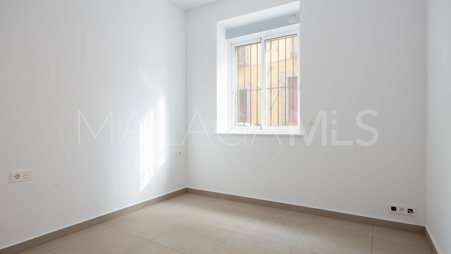 Maison de ville for sale in Malaga