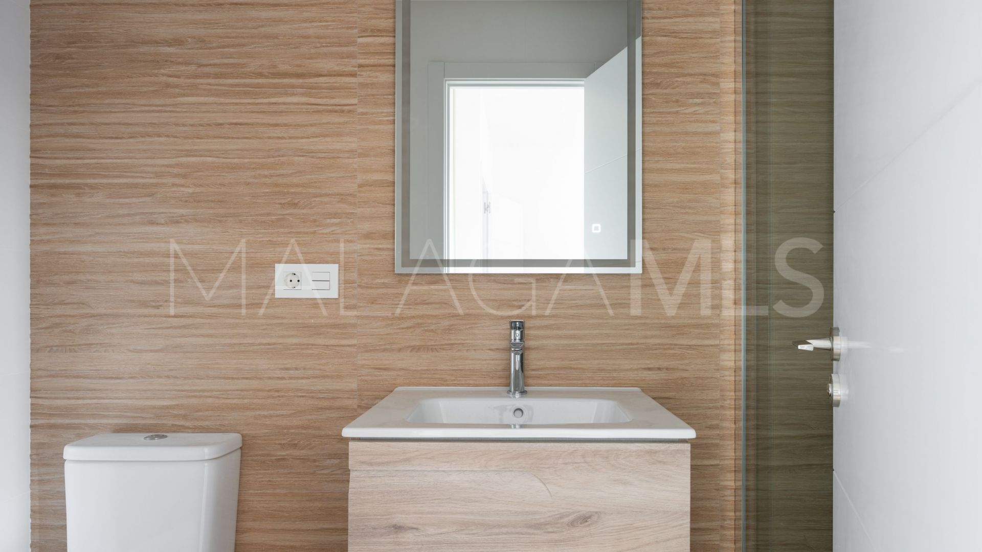 Maison de ville for sale in Malaga