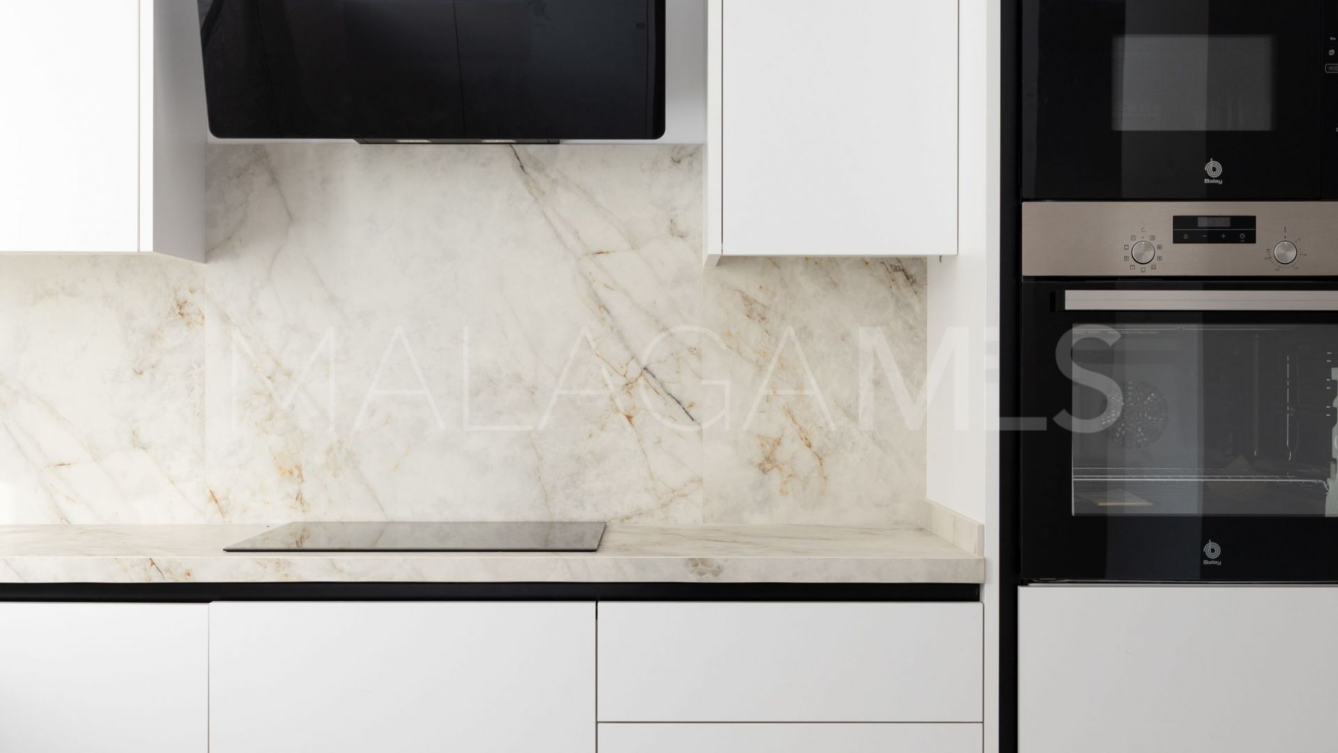 Maison de ville for sale in Malaga