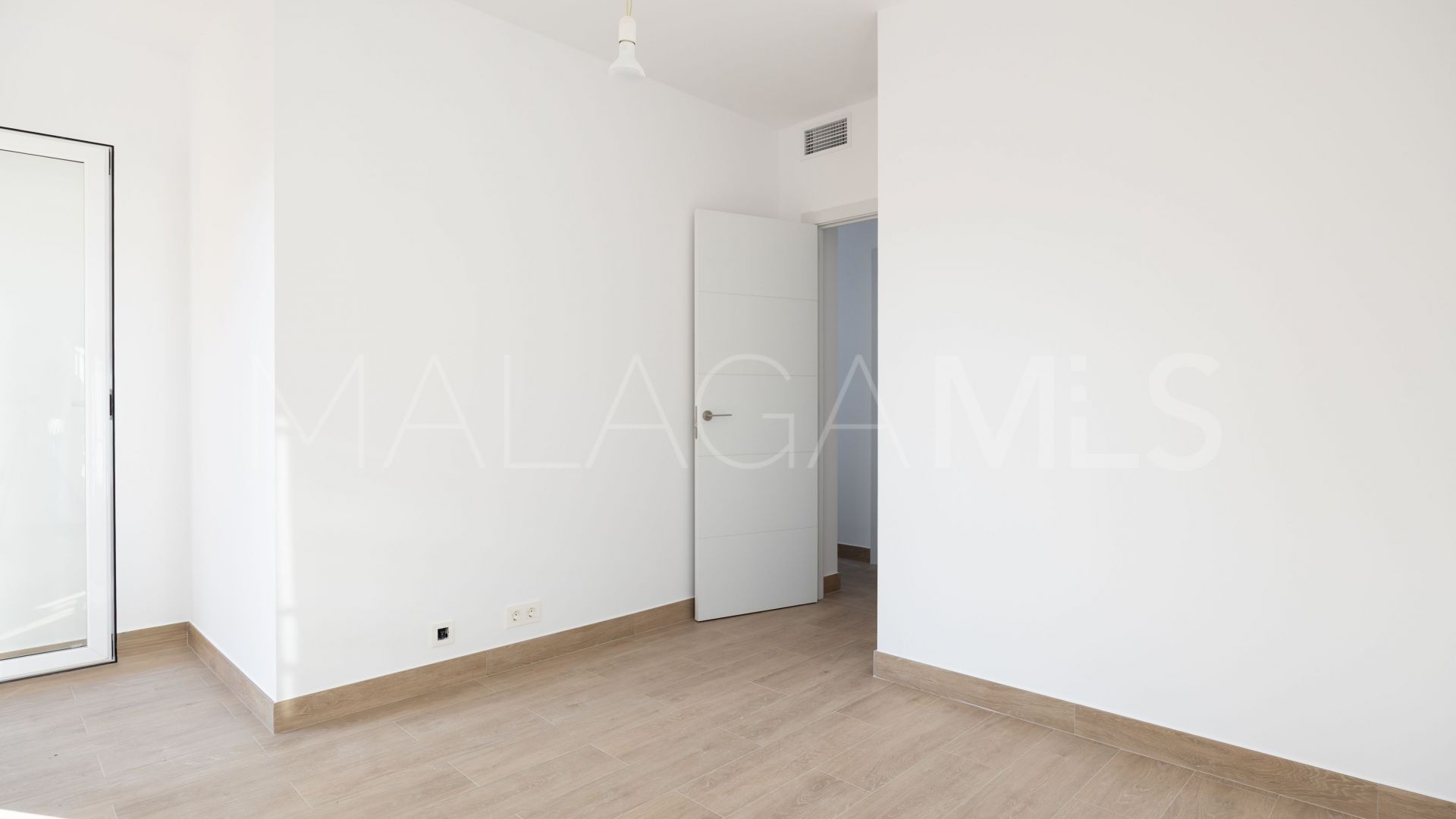 Maison de ville for sale in Malaga