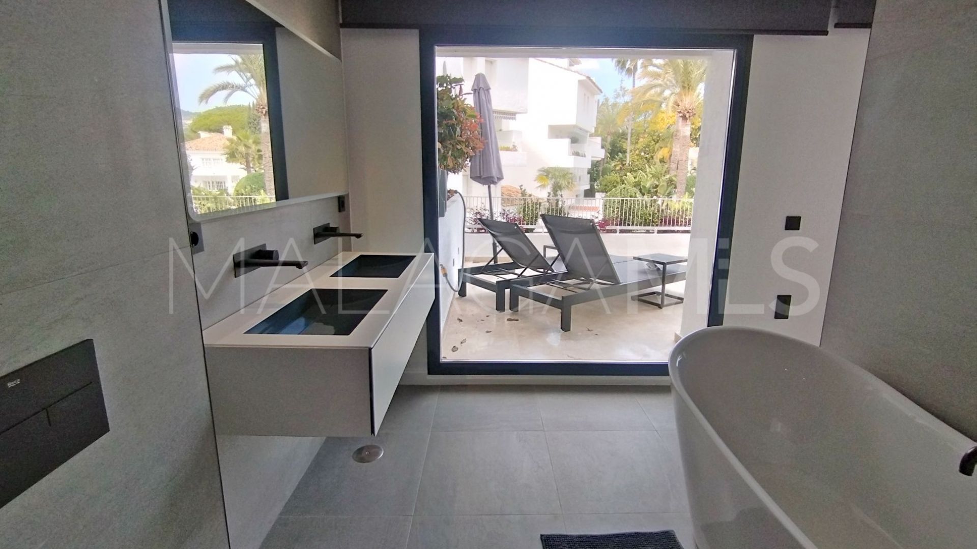 Marbella Ciudad, duplex a la venta with 3 bedrooms
