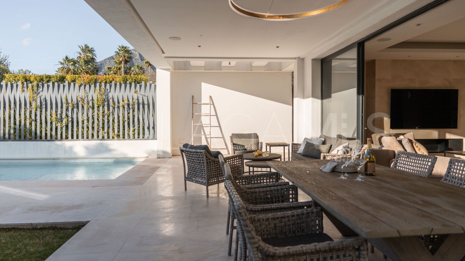 Villa for sale in Golden Mile