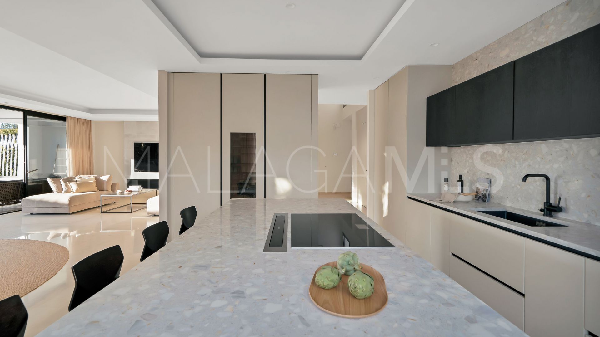 Villa for sale in Golden Mile