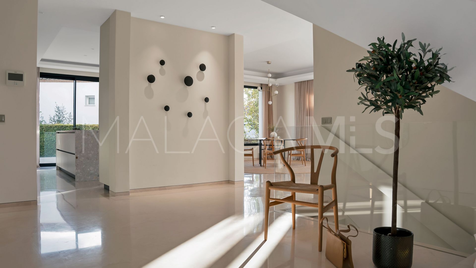 Villa for sale in Golden Mile