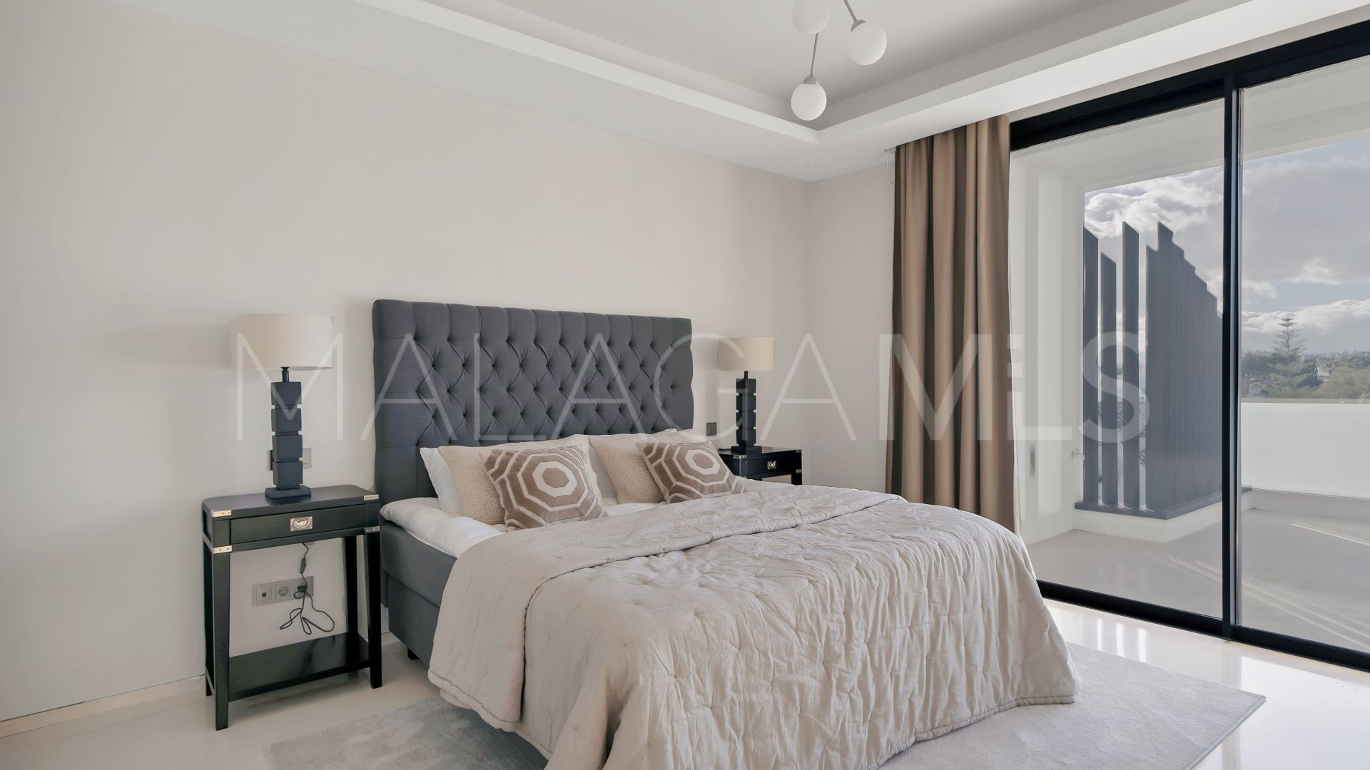 Villa for sale in Golden Mile