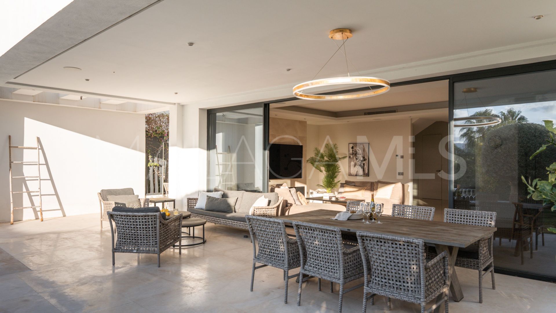 Villa for sale in Golden Mile