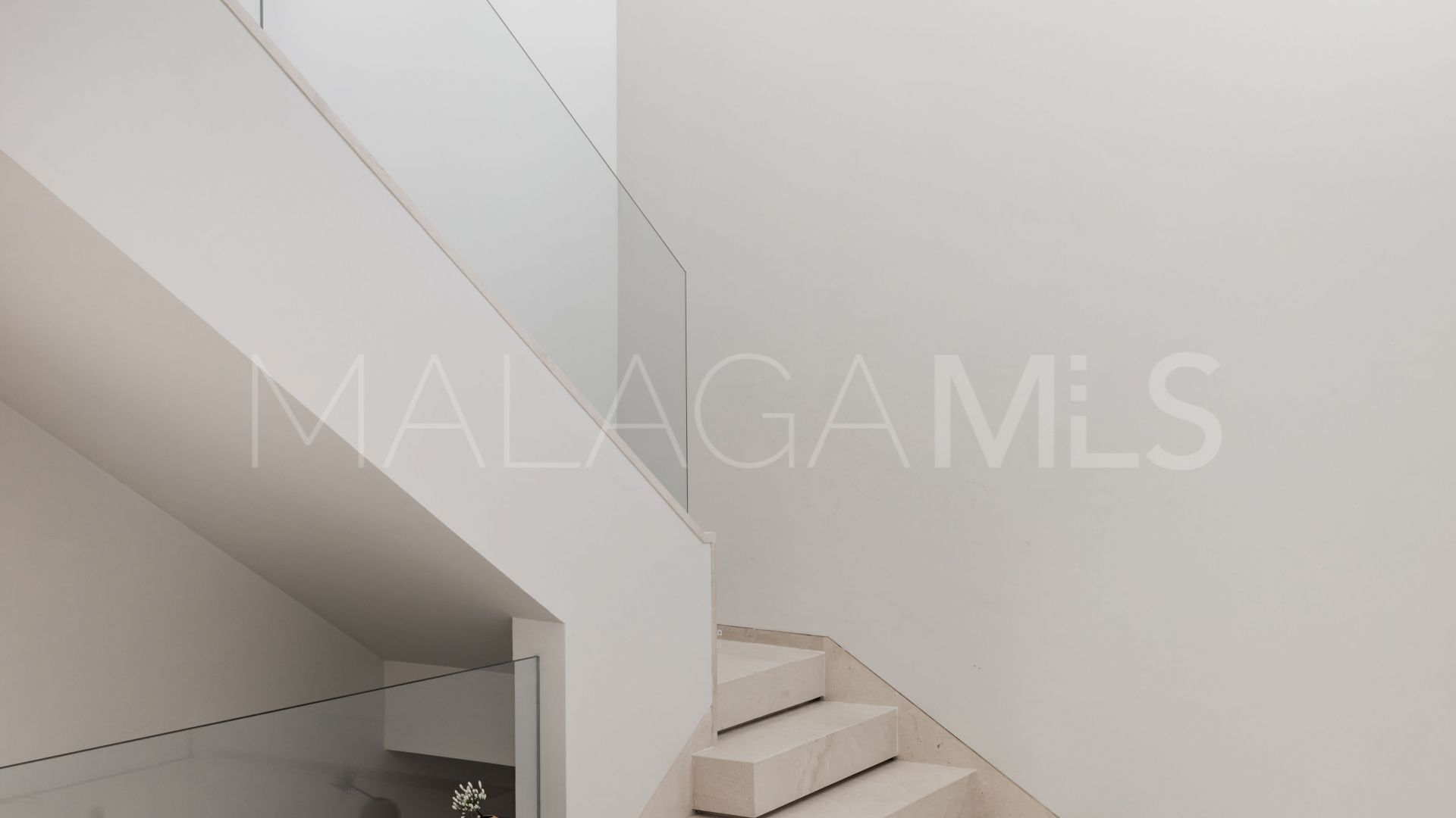 Villa for sale in Golden Mile