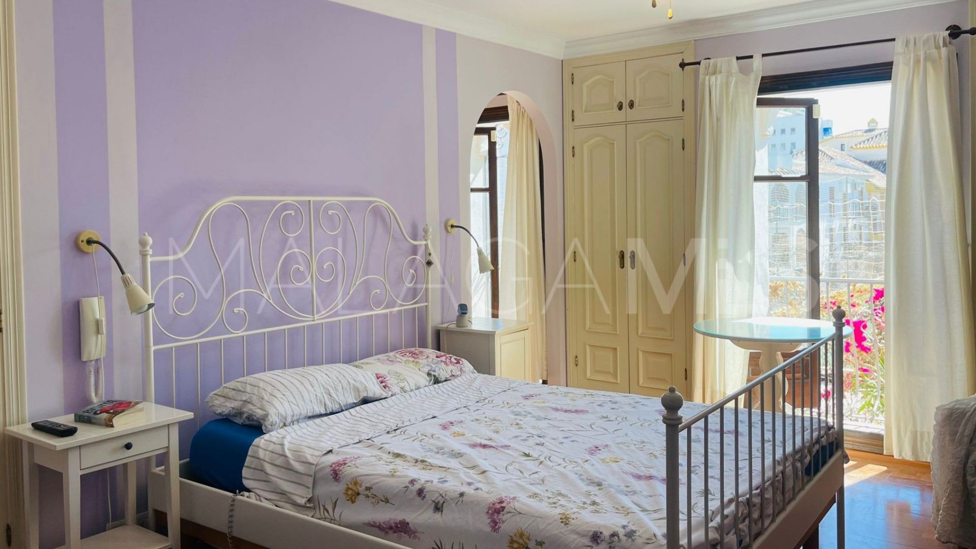 Semi detached villa with 6 bedrooms for sale in Fuengirola