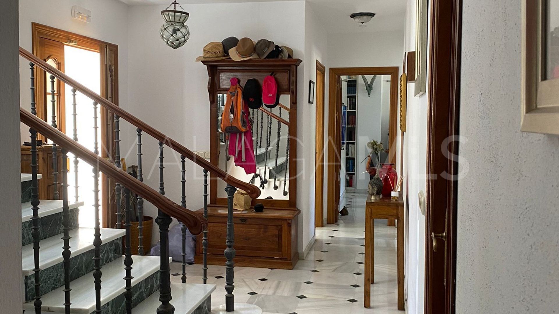 Radhus for sale in Ojen