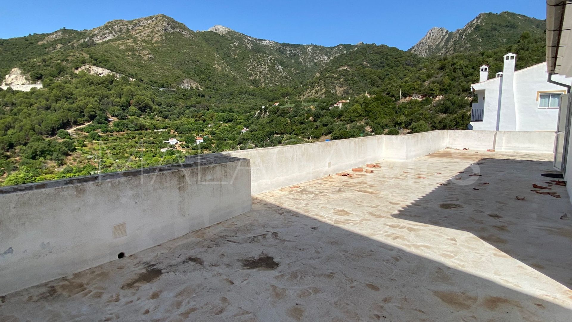 Radhus for sale in Ojen