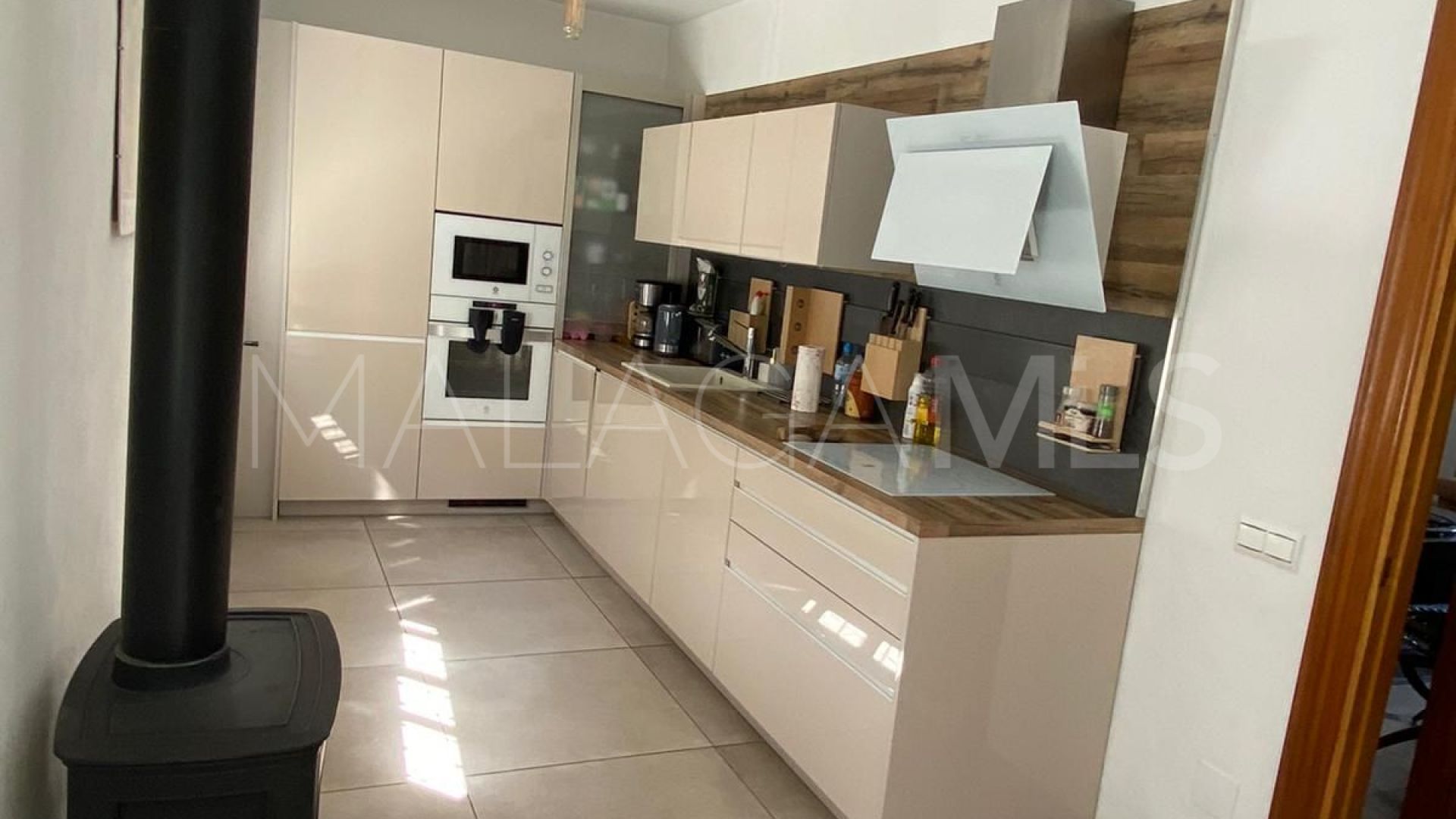 Radhus for sale in Ojen