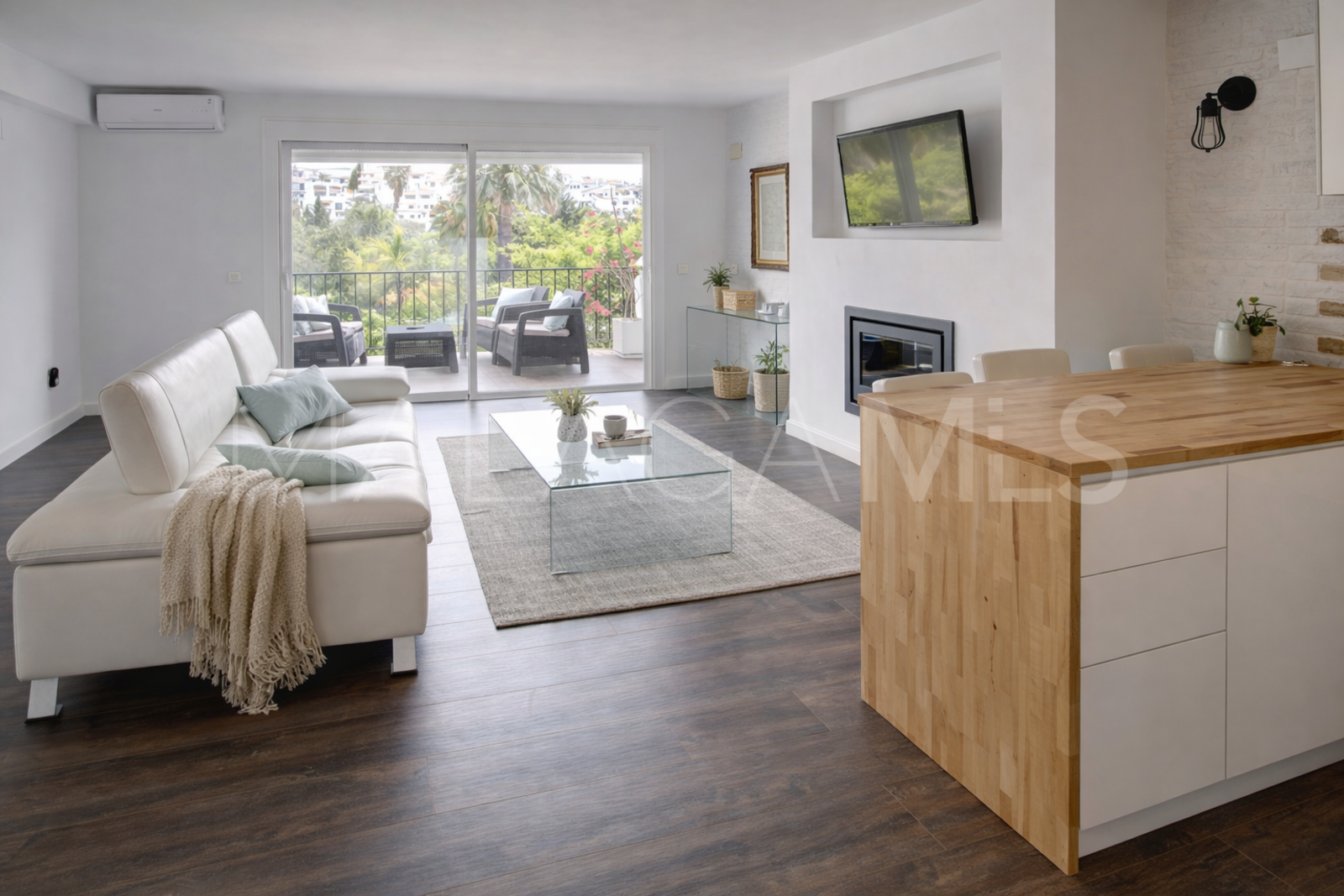 Wohnung for sale in Marbella - Puerto Banus