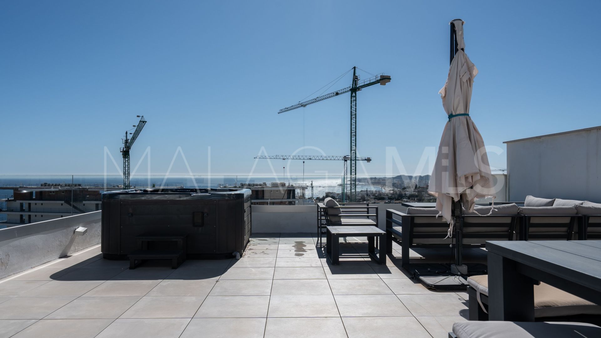 Tvåvånings takvåning for sale in El Higueron