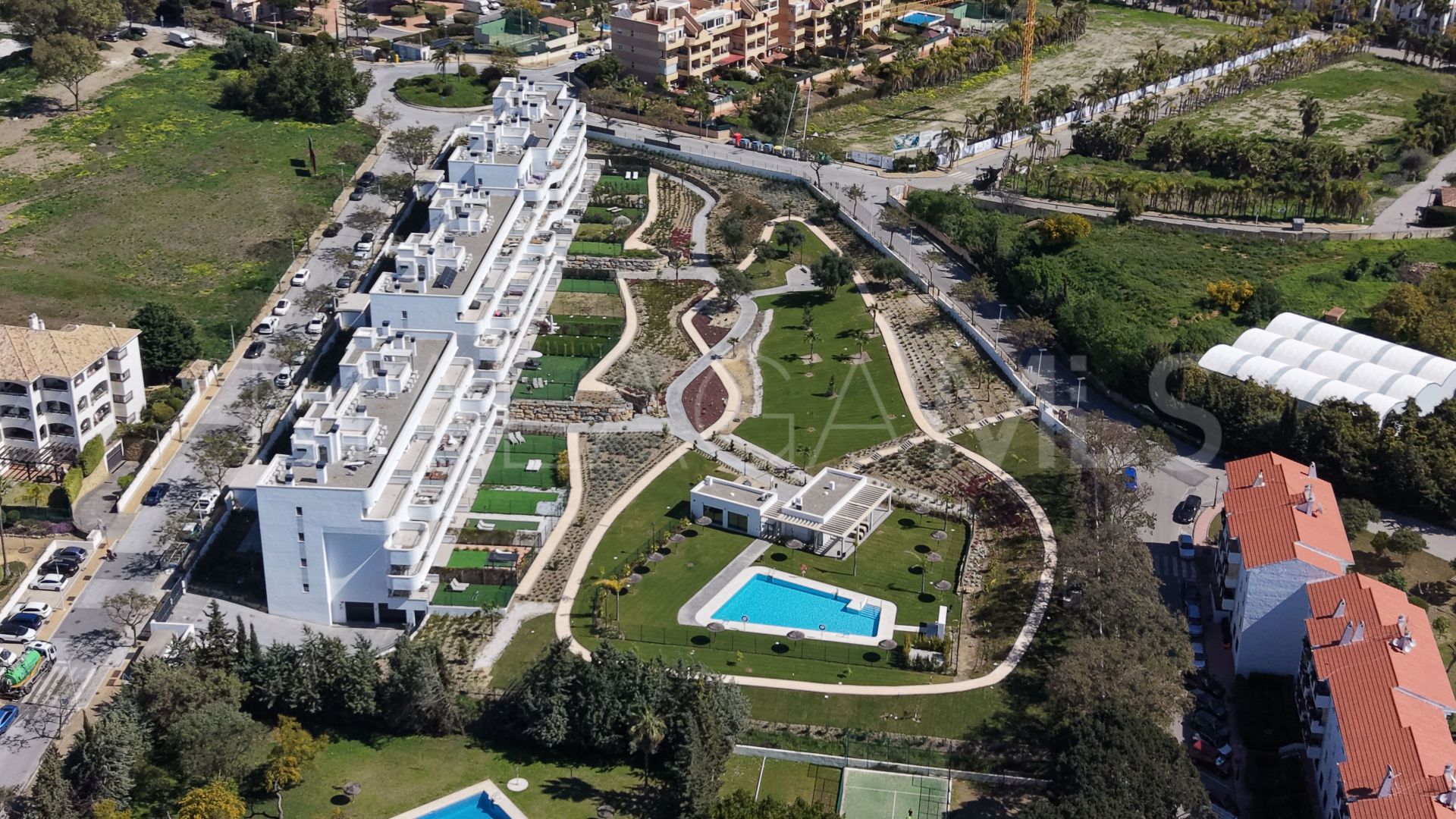 Markplanslägenhet for sale in Estepona Öst