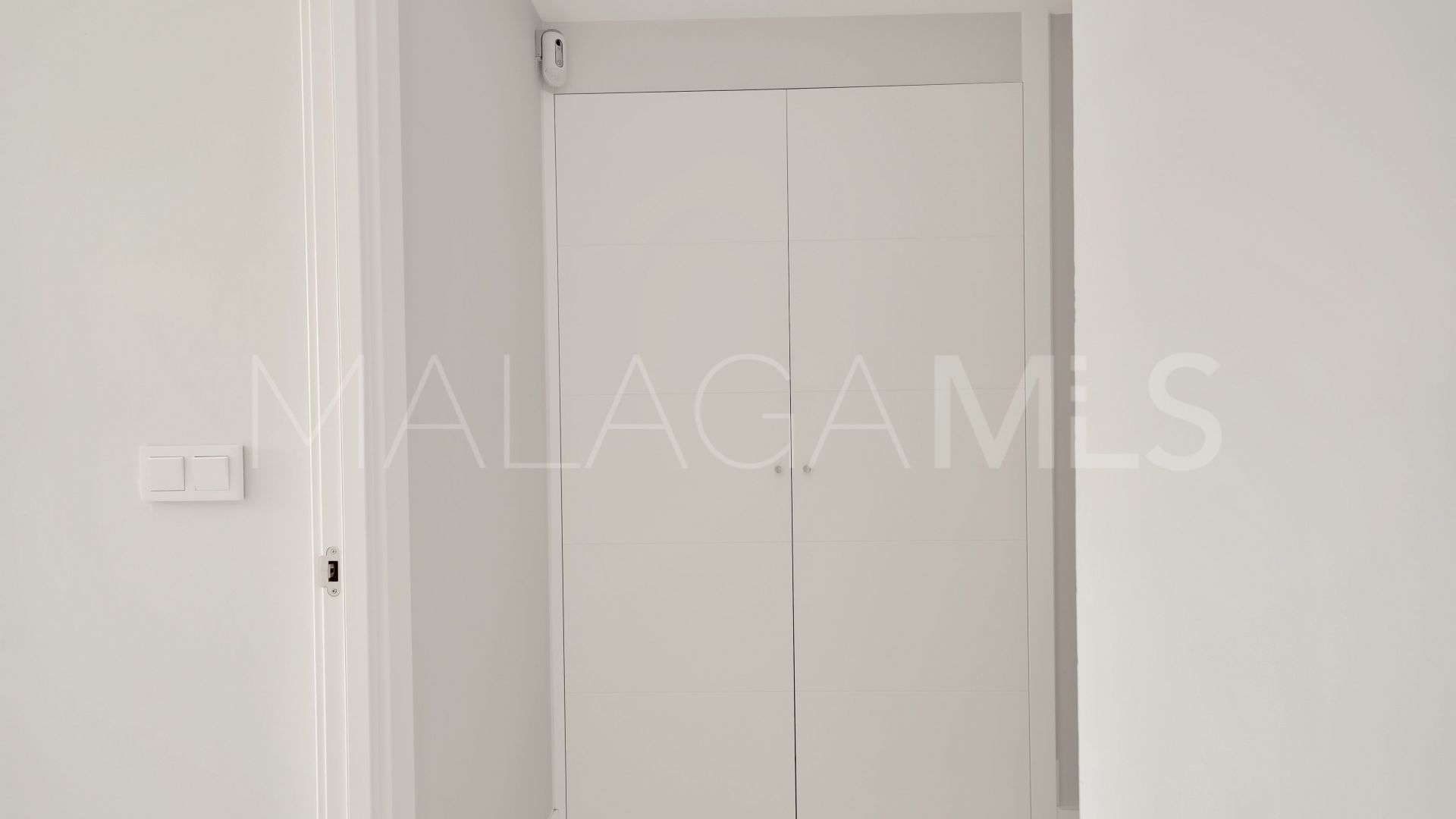 Apartamento planta baja with 2 bedrooms for sale in Estepona Este