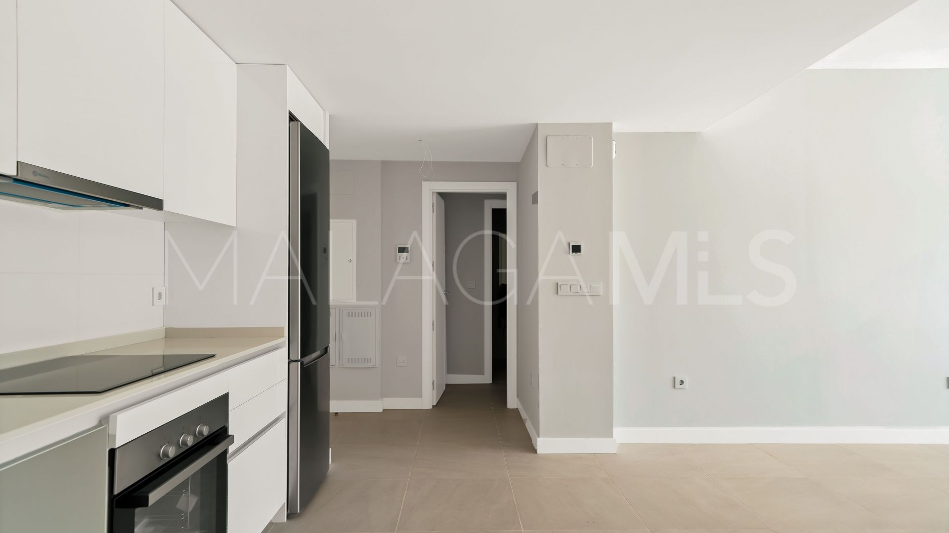 Apartamento planta baja with 2 bedrooms for sale in Estepona Este