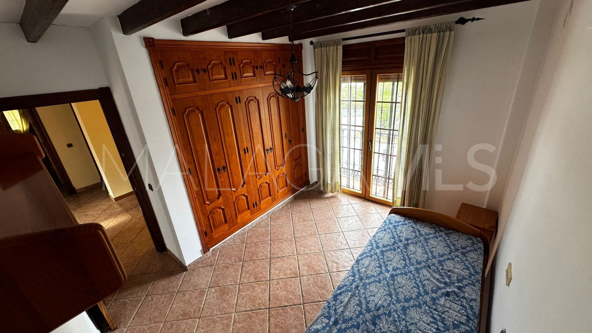 Se vende villa de 5 bedrooms in Las Lagunas