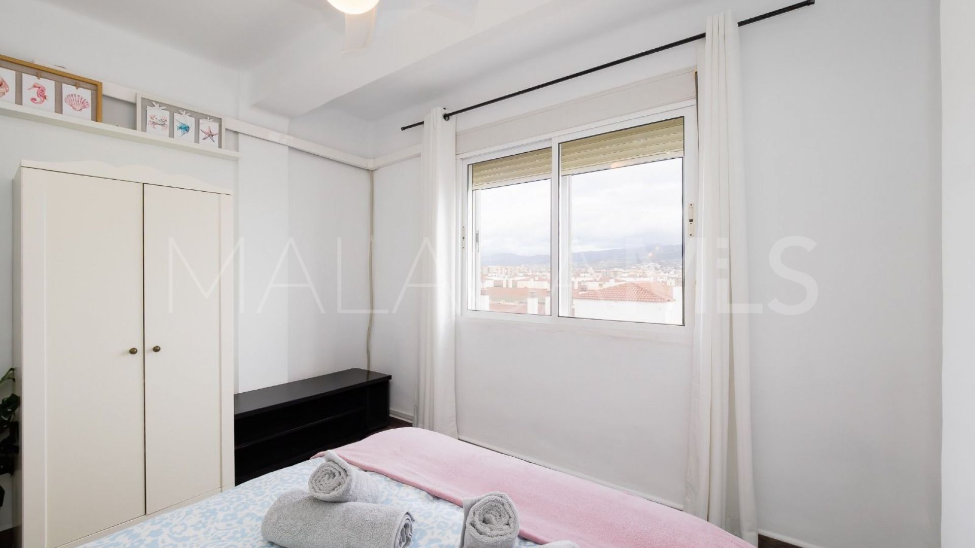 Se vende apartamento with 3 bedrooms in Malaga