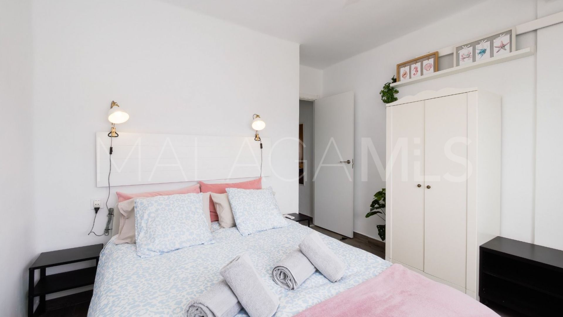 Se vende apartamento with 3 bedrooms in Malaga