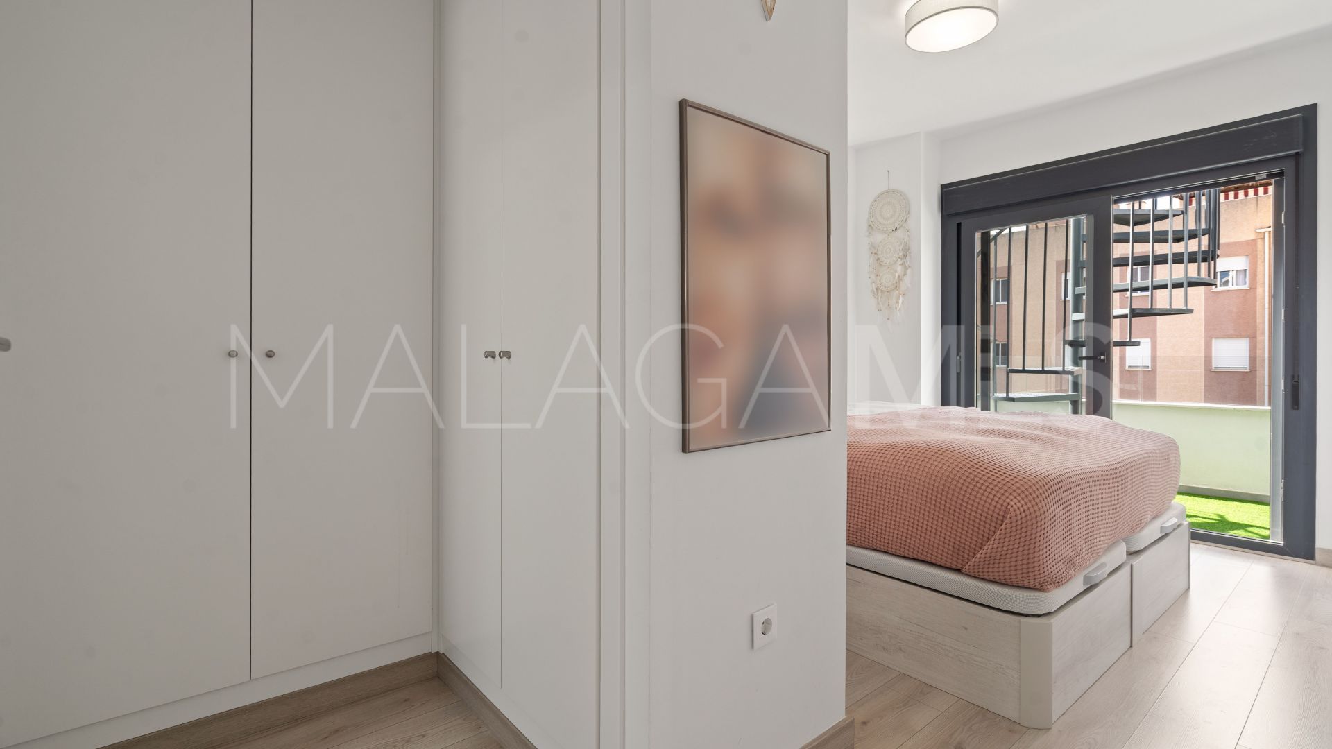 Zweistöckiges penthouse for sale in Avda de Andalucia - Sierra de Estepona