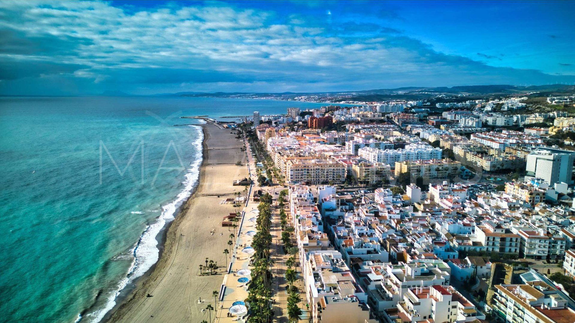 For sale duplex penthouse in Avda de Andalucia - Sierra de Estepona