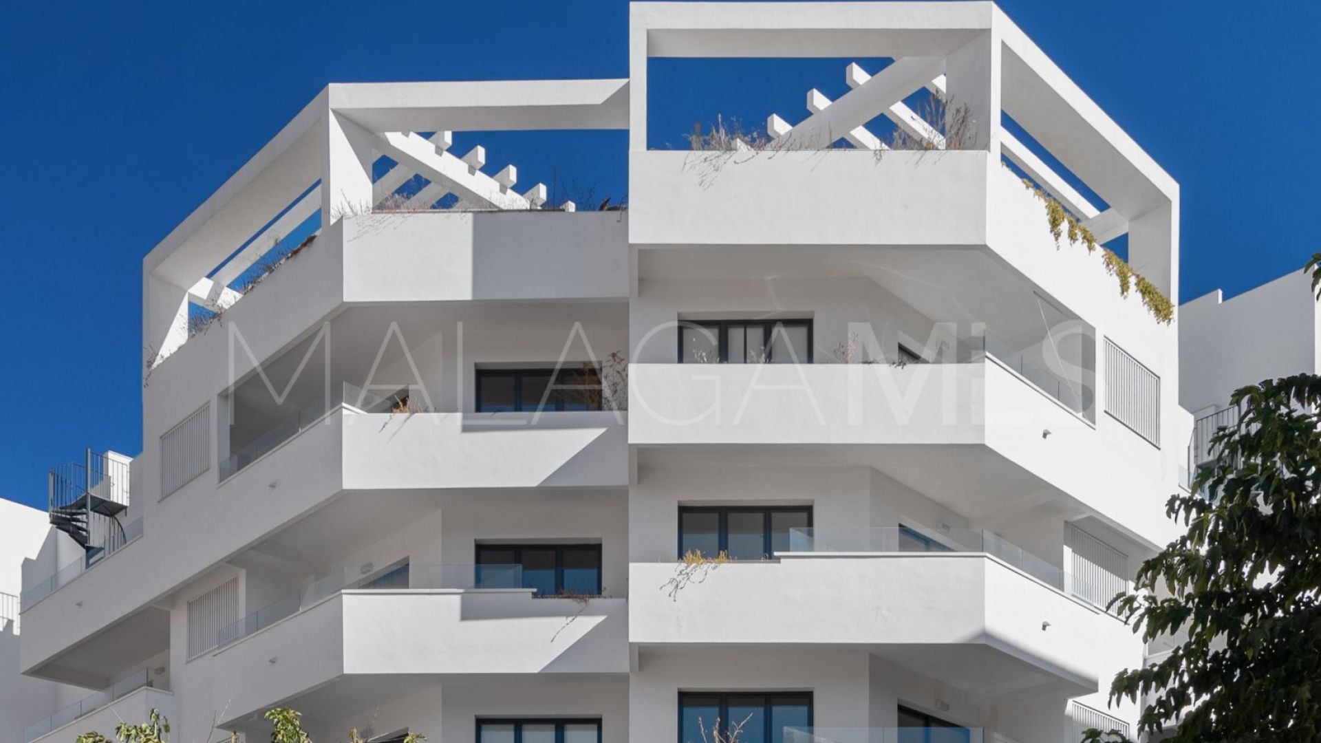 Zweistöckiges penthouse for sale in Avda de Andalucia - Sierra de Estepona