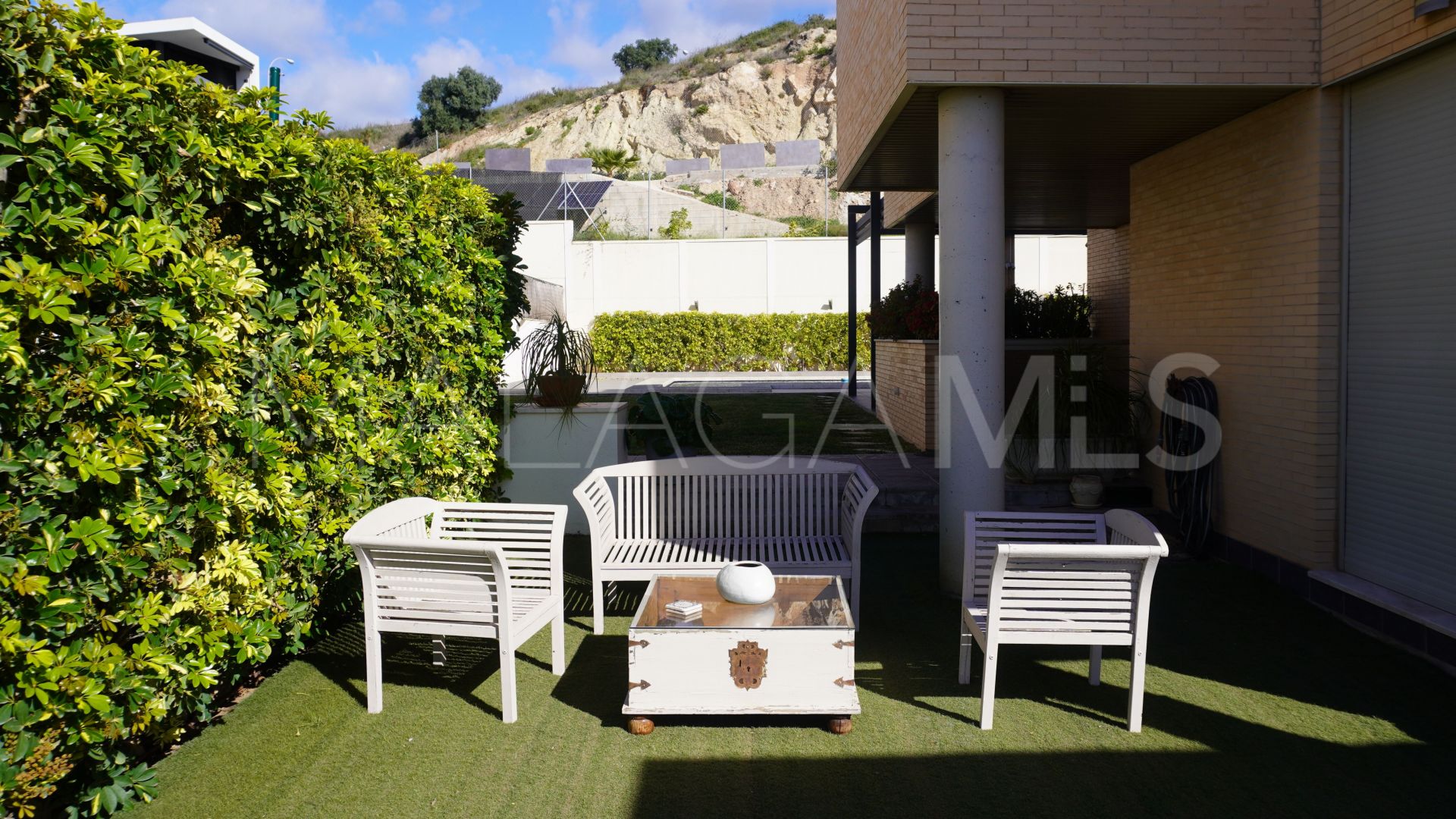 Pareado de 5 bedrooms for sale in Malaga - Este