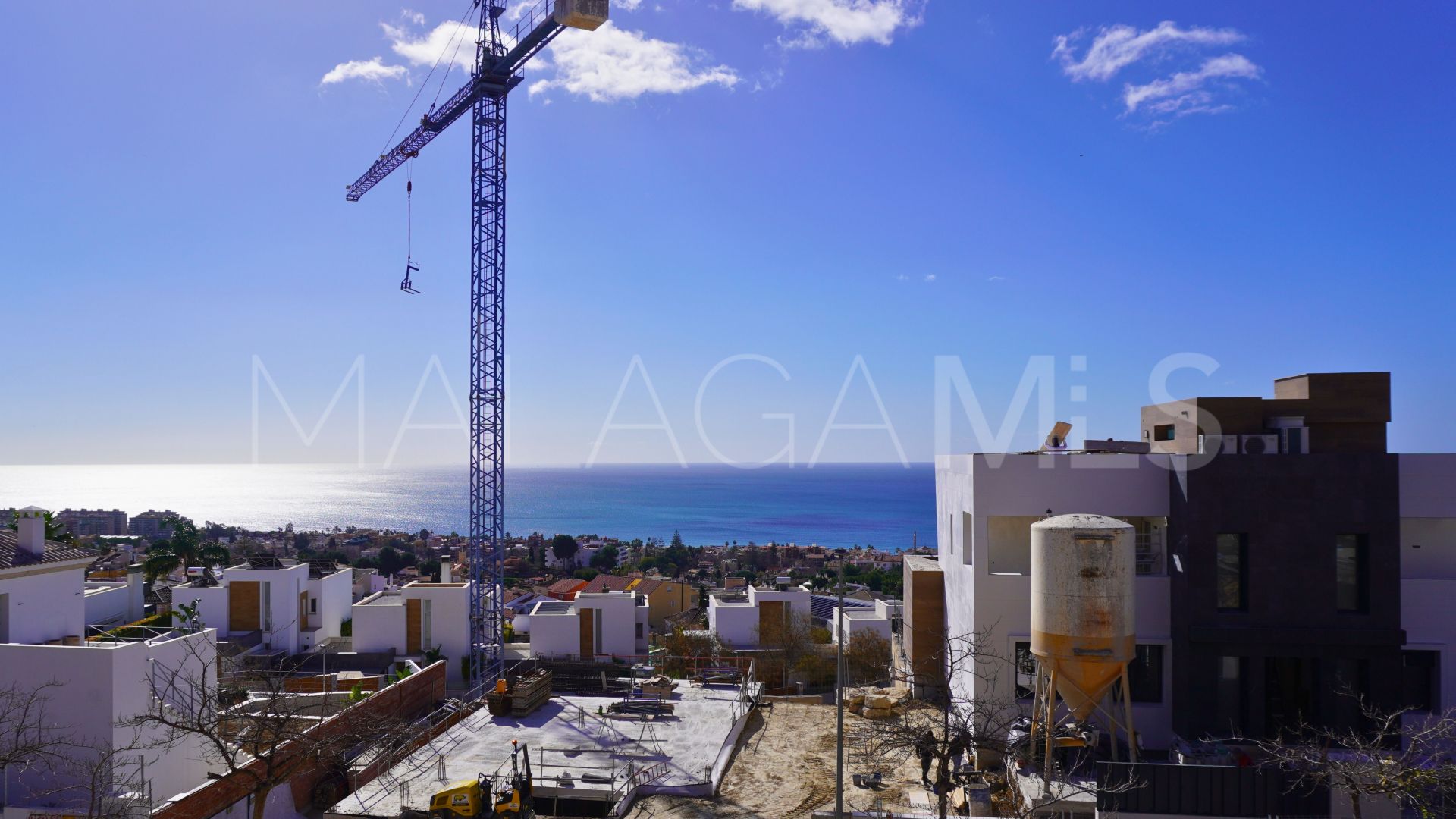 Pareado de 5 bedrooms for sale in Malaga - Este