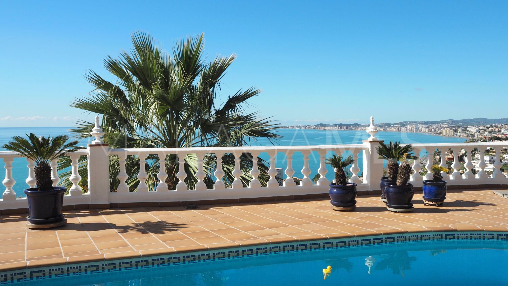 Villa for sale in Benalmadena Costa