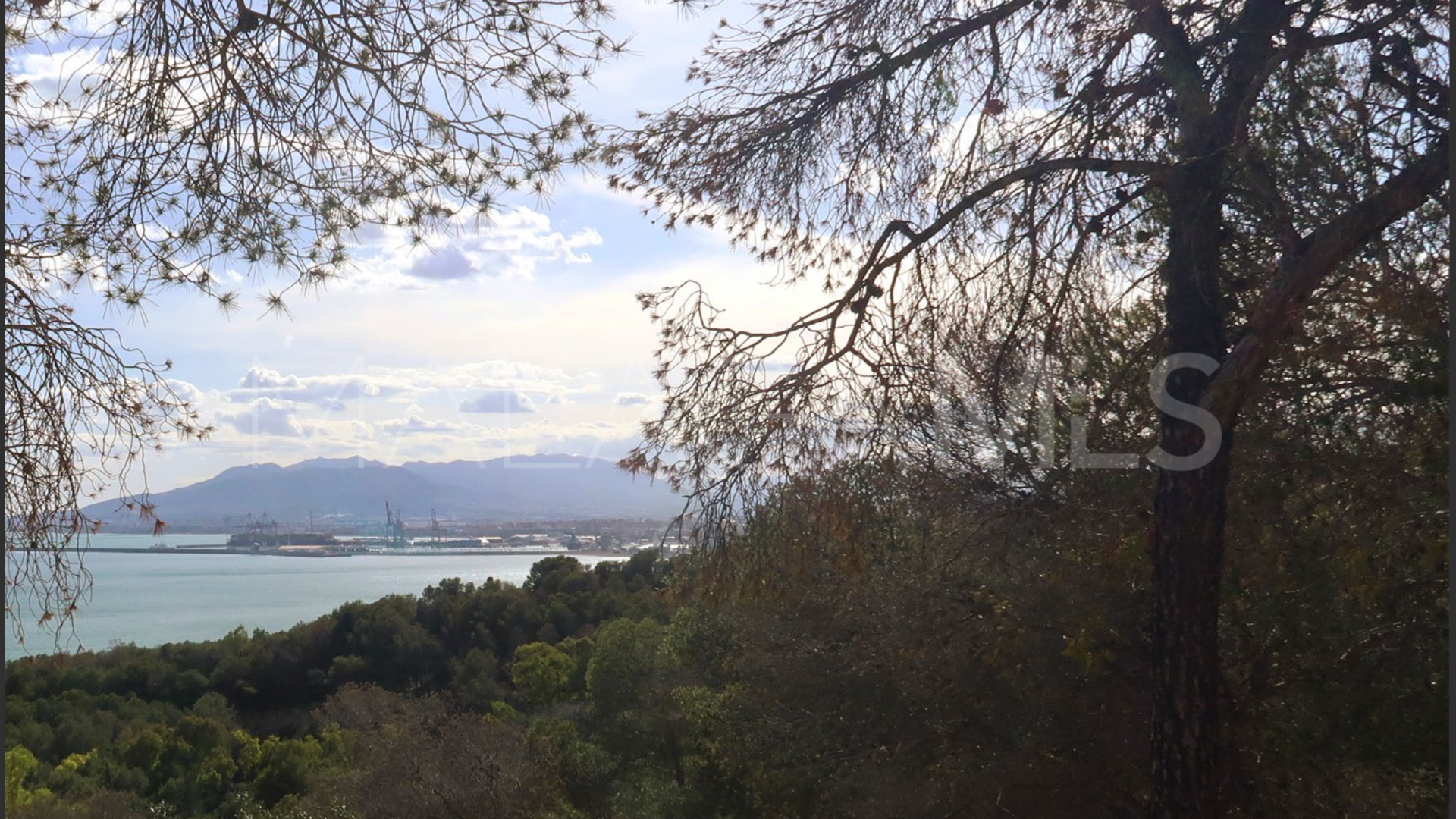 Duplex a la venta in Malaga - Este de 3 bedrooms